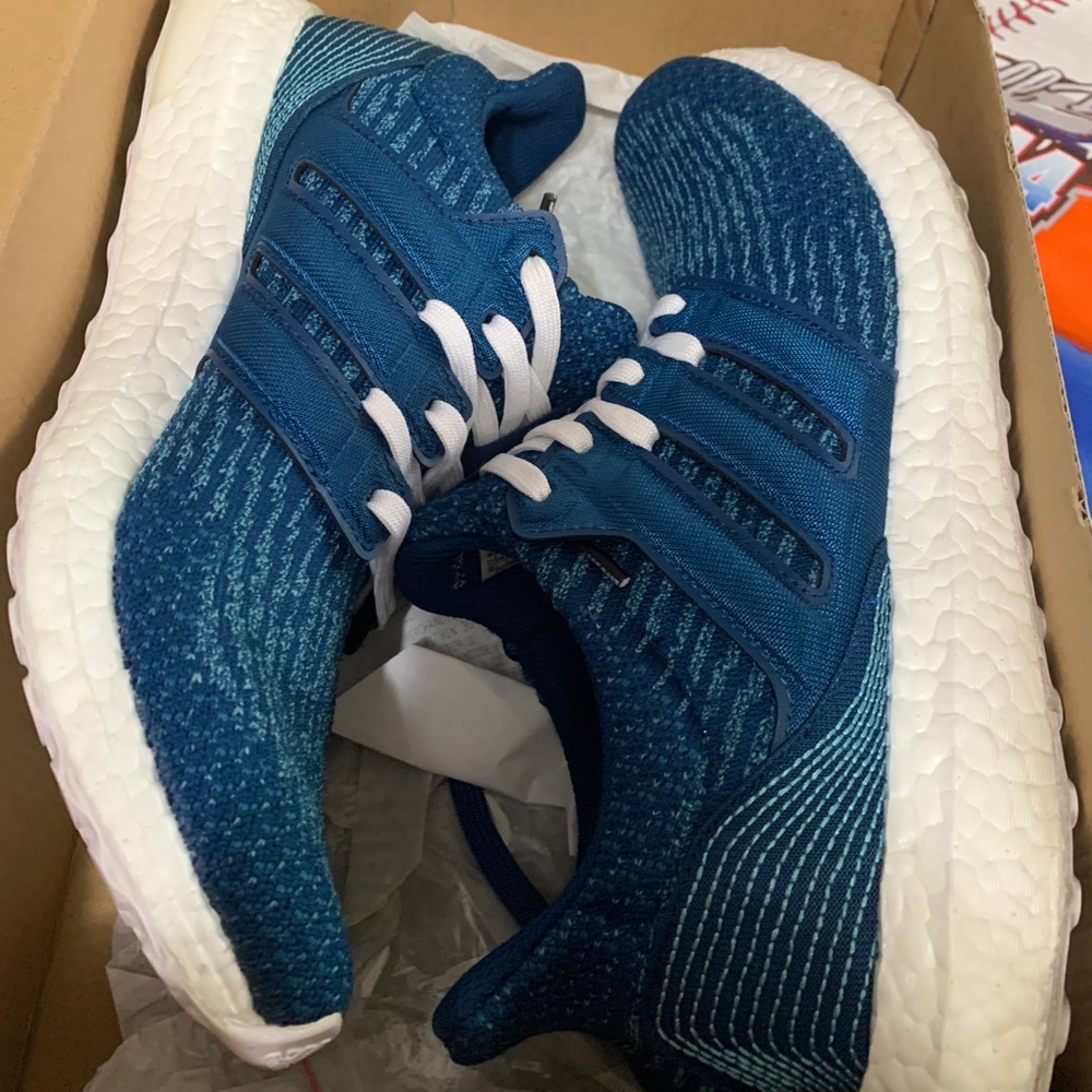 UltraBOOST Parley size 10